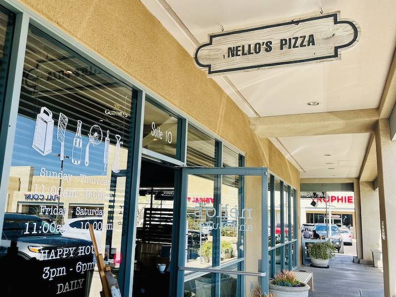 アリゾナごはん_ピザ_Nello's pizza Ahwatukee_店頭