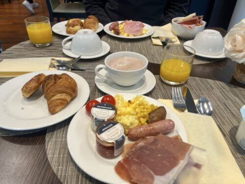 ディズニーランド_パリ_フランス_旅行_朝食
