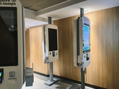 モナコ_観光_旅行_市内散策_モデルコース_弾丸_街_マクドナルド