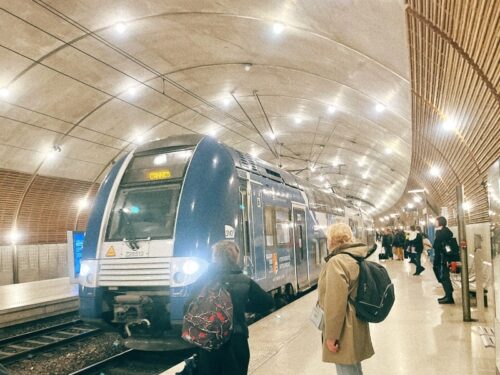 オフラインラブ_ニース_ロケ地_スポット_観光_NETFLIX_電車_モナコ