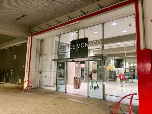モナコ_旅行_体験談_移動手段_友人_女子旅_ホテル_ヒルトン_送迎_駅