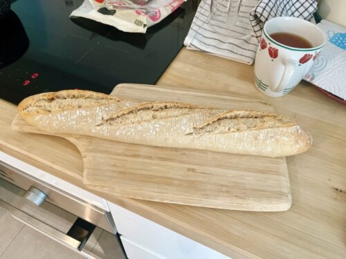 モノプリ_フランス_パリ_ホームパーティー_スーパー_チーズ_エシレバター_フランスパン