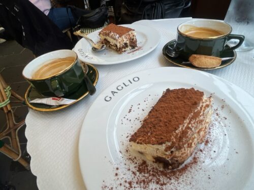 ニース_フランス_旅行_レストラン_おすすめ_観光_カフェ_ティラミス
