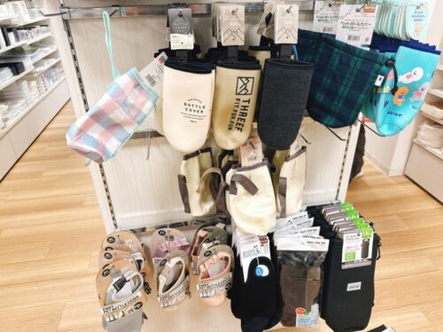 旅行_アイディア_グッズ_便利_おすすめ_折りたたみ傘_水滴_カバー_ペットボトルケース