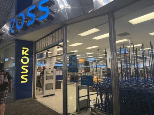 アリゾナ_arizona_ショッピングモール_観光_アリゾナミルズ_mills_ROSS