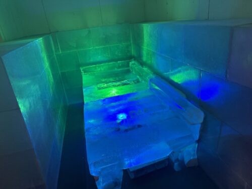 伊勢志摩_旅行_1泊2日_スペイン村_パルケエスパーニャ_ブログ_氷の城