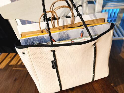 紙袋_ルール_断捨離_残す_捨てる_再利用_モヤモヤ_