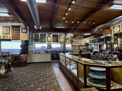 モニュメントバレー_ホテル_体験談_宿泊記_THEVIEWHOTEL_ビューホテル_お土産_ギフト