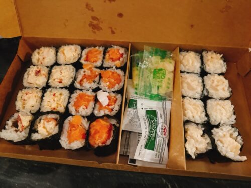 ラスベガス_ホテル_コスモポリタン_宿泊_cosmopolitan_vegas_ご飯_ごはん_寿司_テイクアウト