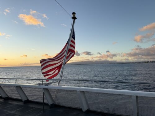 ハワイ_サンセット_クルーズ_ディナー_スターオブホノルル_3スター_デッキ_景色