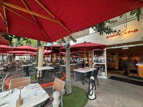 ハワイ_ご飯_レストラン_おすすめ_定番_人気_アランチーノ_arancino_リゾット_誕生日祝い_サプライズ