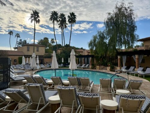 アリゾナ_フェニックス_ホテル_おすすめ_ハイアット_ロイヤルパームス_Royal_Palms_宿泊記_美しい_プール