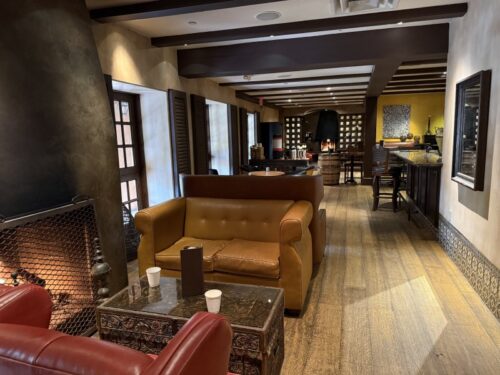 アリゾナ_フェニックス_ホテル_おすすめ_ハイアット_ロイヤルパームス_Royal_Palms_レストラン_食事_バー