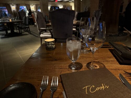 アリゾナ_フェニックス_ホテル_おすすめ_ハイアット_ロイヤルパームス_Royal_Palms_レストラン_食事