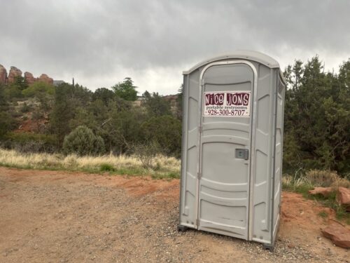 アメリカ生活_アリゾナ_トイレ_お手洗い_観光_公衆トイレ_簡易トイレ_汚い