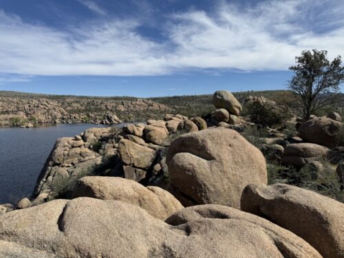 アリゾナ_プレスコット_ワトソン湖_カヌー_カヤック_ピクニック_観光_お出かけ_トレイル_散歩_景色