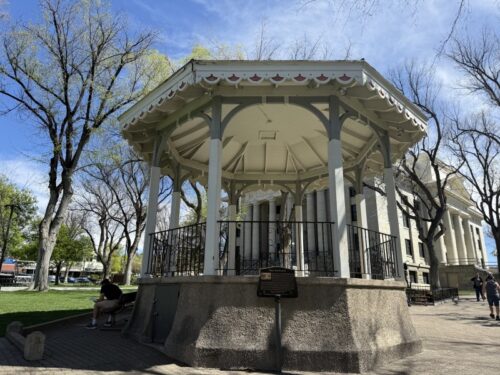 プレスコット_観光_アリゾナ_おすすめ_セドナ_prescott_az_裁判所_広場