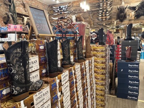 プレスコット_観光_アリゾナ_おすすめ_セドナ_prescott_az_街並み＿ギフト_お土産