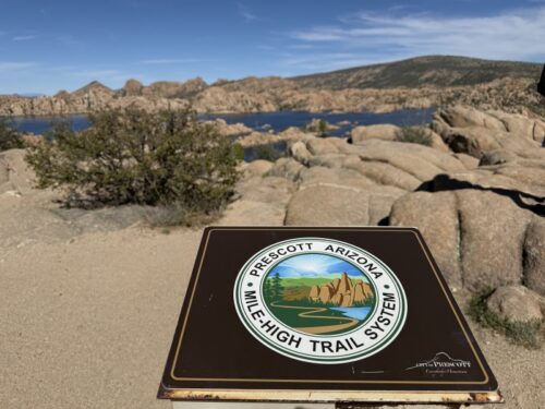 アリゾナ_プレスコット_ワトソン湖_カヌー_カヤック_ピクニック_観光_お出かけ_トレイル_散歩_景色