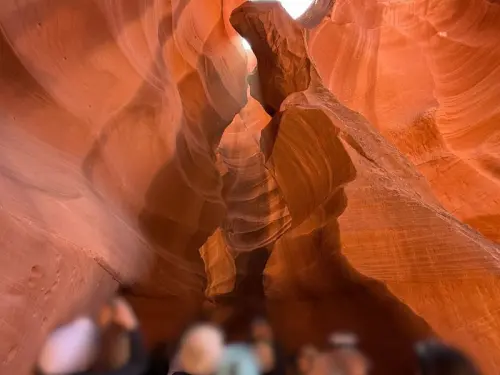 アリゾナ_アンテロープ_アッパー_ツアー_観光_写真_裏側_体験談