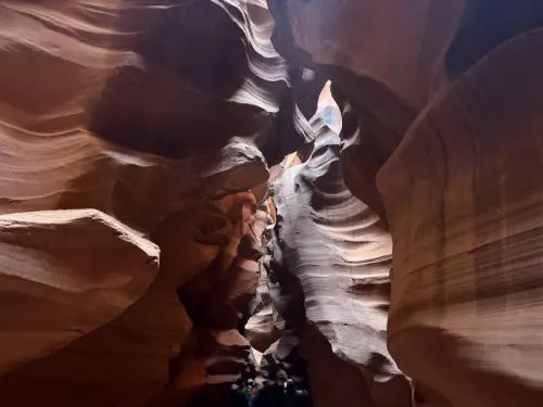 アリゾナ_アンテロープ_アッパー_ツアー_観光_写真_裏側_体験談