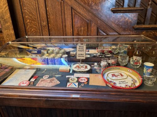 プレスコット_おすすめ_レストラン_バー_老舗_歴史_ごはん_ランチ_アメリカン_palace