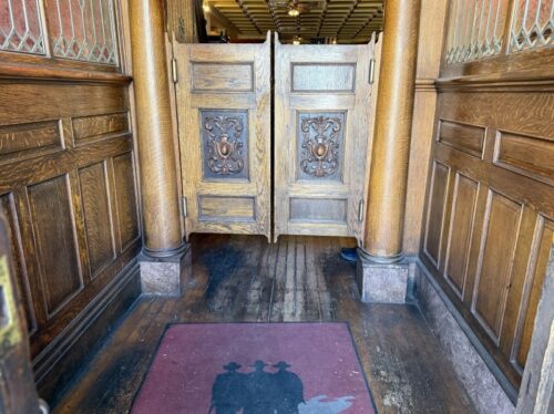 プレスコット_おすすめ_レストラン_バー_老舗_歴史_ごはん_ランチ_アメリカン_palace