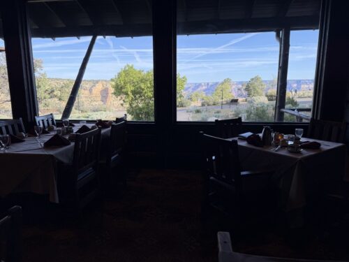 el-tovar-dining-room-grandcanyon_グランドキャニオン_レストラン_モーニング_朝食_ご飯_おすすめ_景色_絶景