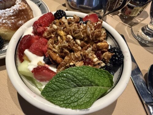 el-tovar-dining-room-grandcanyon_グランドキャニオン_レストラン_モーニング_朝食_ご飯_おすすめ_ヨーグルト