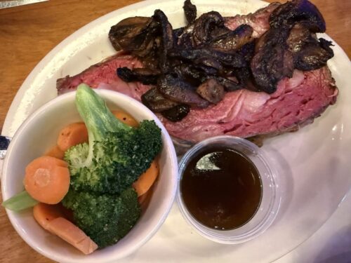 texas_road_house_アメリカ旅行_ ご飯_アリゾナ_ステーキ_テキサスロードハウス_レポ_メニュー_プライムリブ