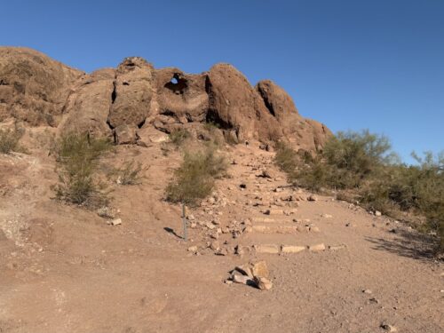 アリゾナ_観光スポット_おすすめ_パパゴパーク_ホールインザロック_holeintherock