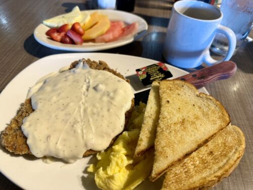 フラッグスタッフ_ご飯_レストラン_モーニング_カフェ_パイ_アメリカン