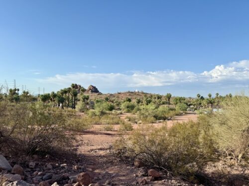 アリゾナ_観光スポット_おすすめ_パパゴパーク_ホールインザロック_holeintherock