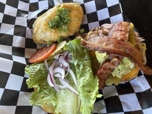 アリゾナ_ジェローム_観光_ゴーストタウン_ハンバーガー_ランチ_ご飯_Haunted_Hamburger_arizona
