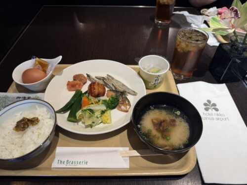 大阪_日本_一時帰国_ホテル日航_関西空港_宿泊_部屋_朝食_バイキング